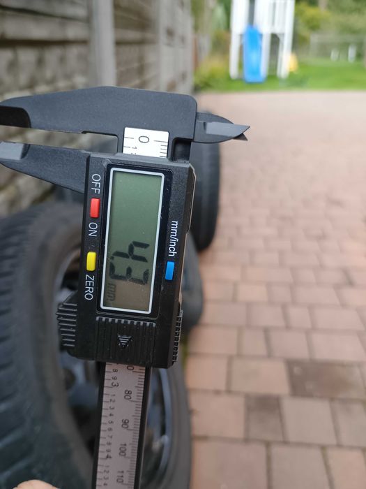 Koła zimowe 5x114,3 r16 et 41 Renault czujniki TPMS 205/55R16
