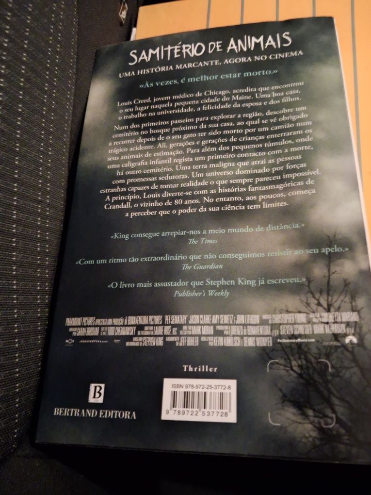 Livro Samitério de Animais