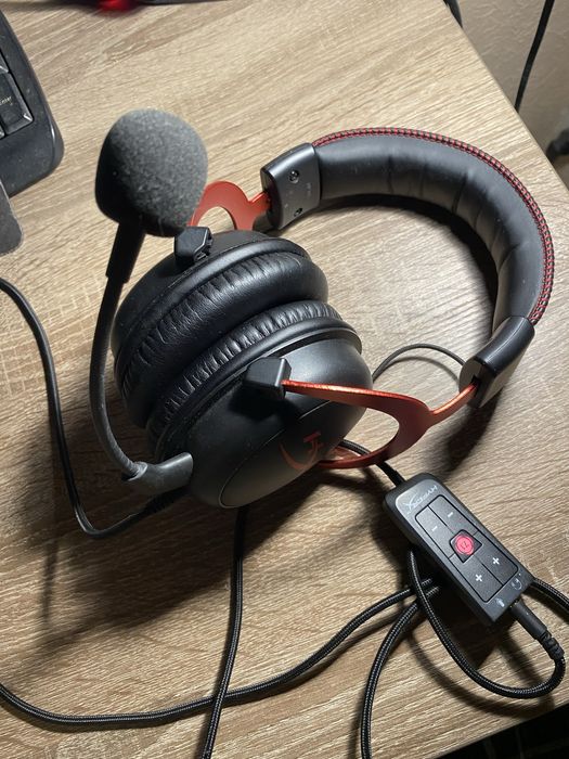 Ігрові навушники HyperX Cloud 2