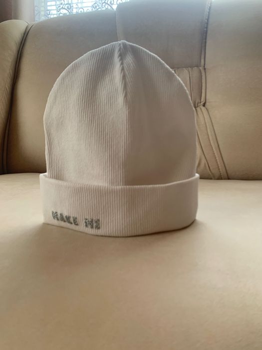 Шапка для дівчинки весна/осінь на 1,5-2 роки