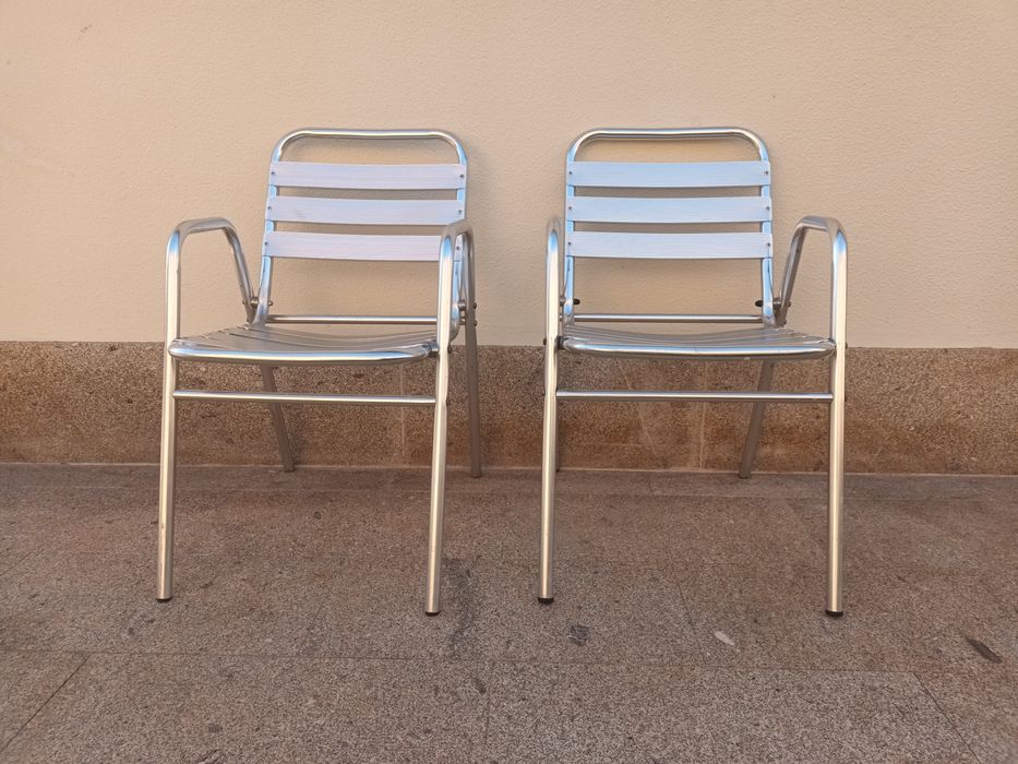 2 Cadeiras de Esplanada em Inox