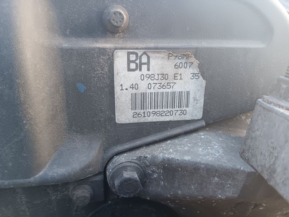 Ford Focus mk1 I silnik kompletny z osprzętem 1.4 16v zetec skrzynia