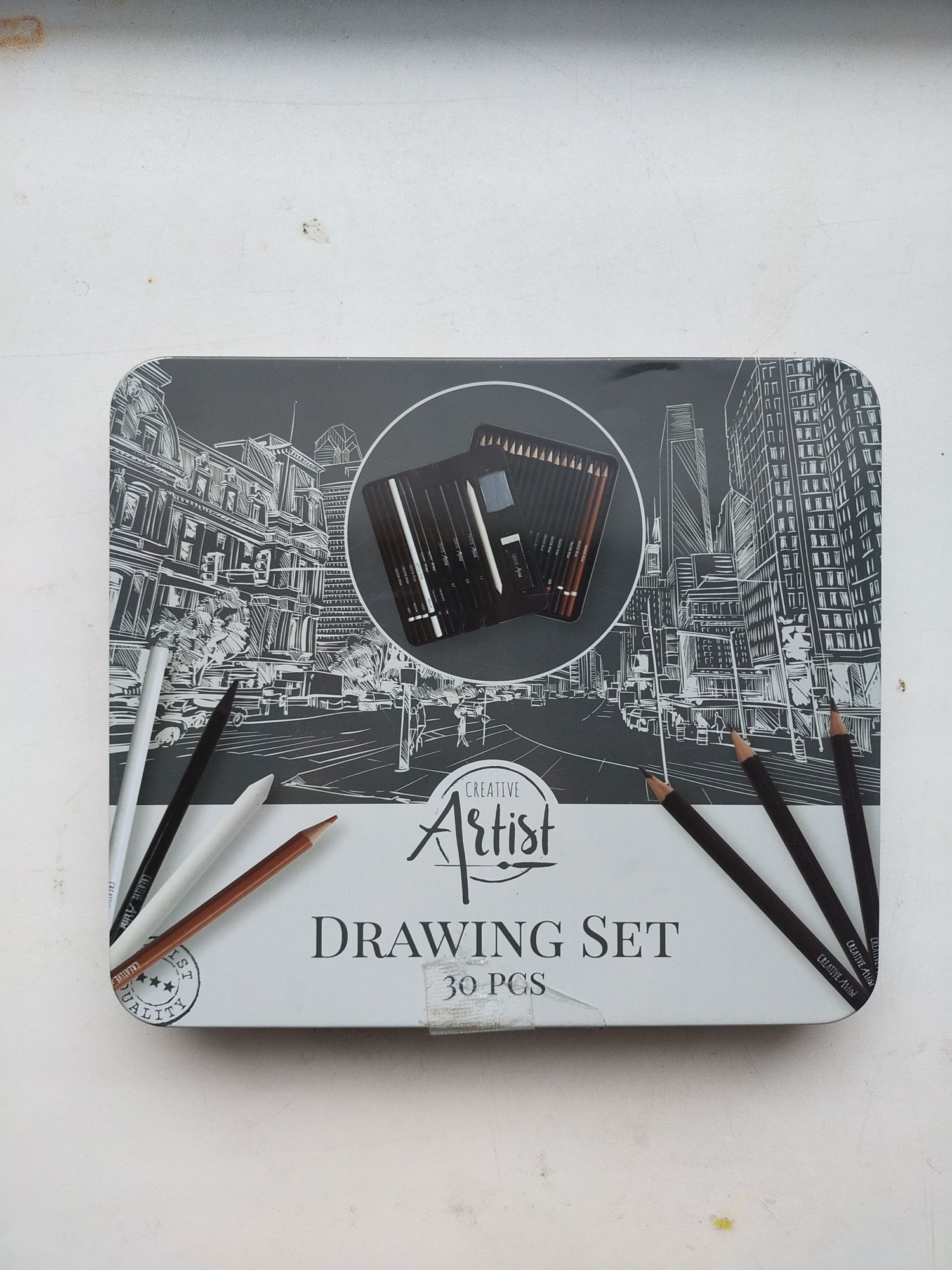 Drawing Set 30 PGS