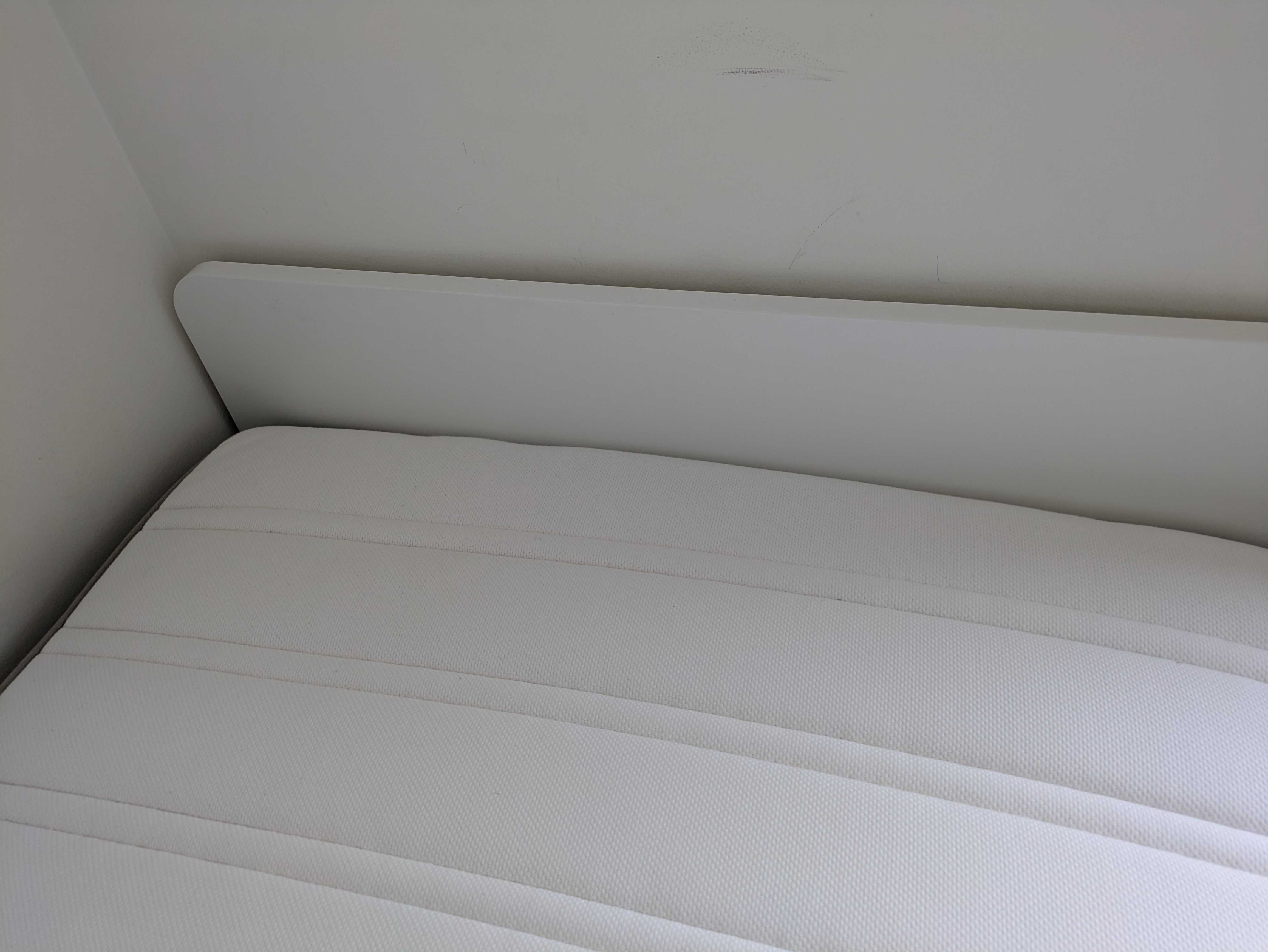 Cama completa IKEA 90x200 – Pouco uso (cama de visitas)
