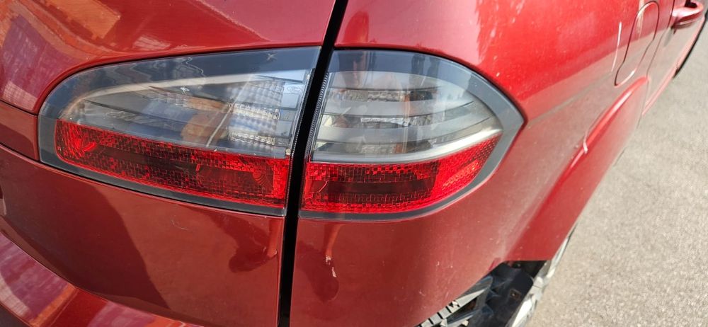 Lampa prawa tył w błotnik Ford S MAX