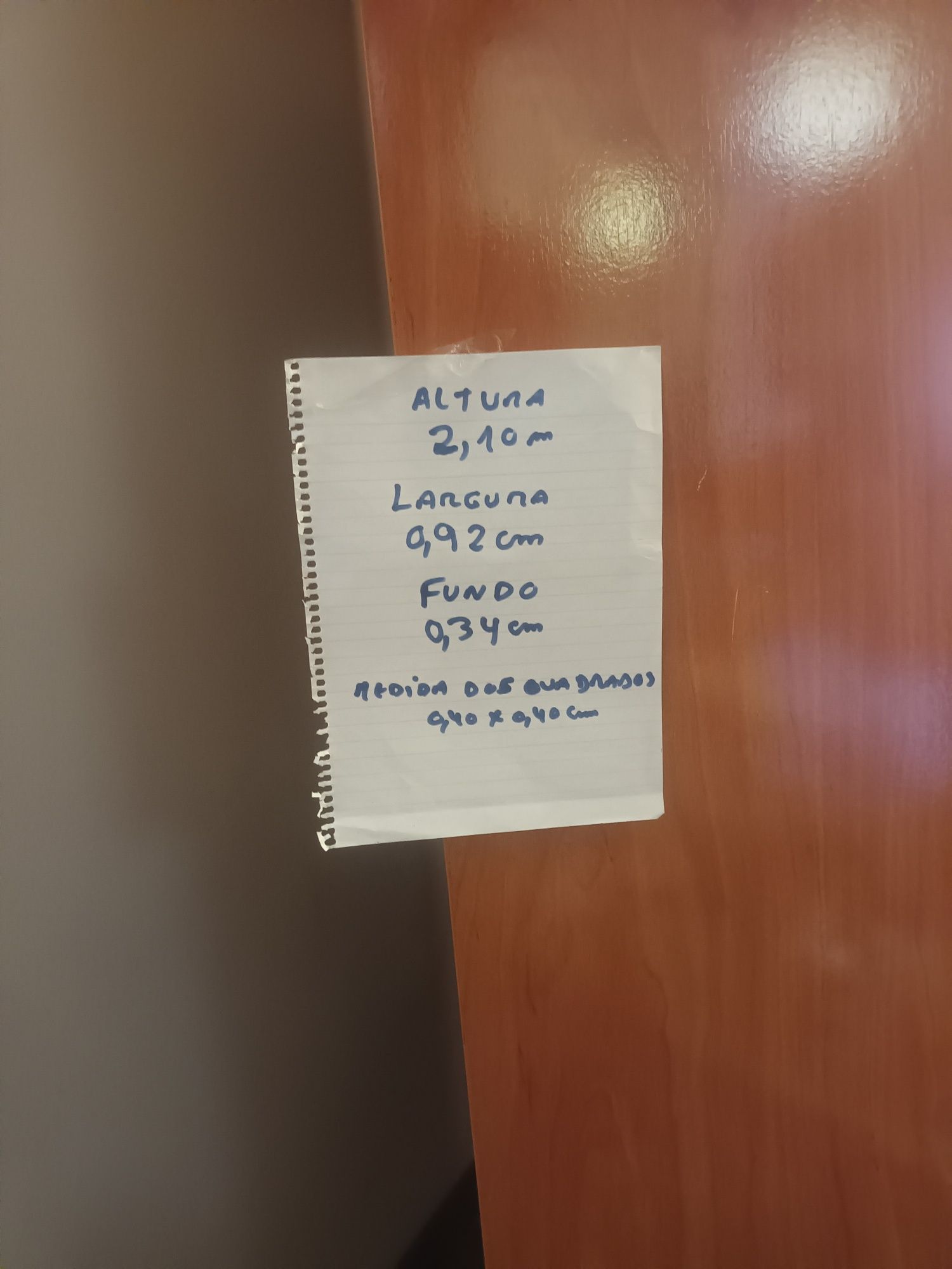 Vendo móvel de quarto ou escritório com dez módulos