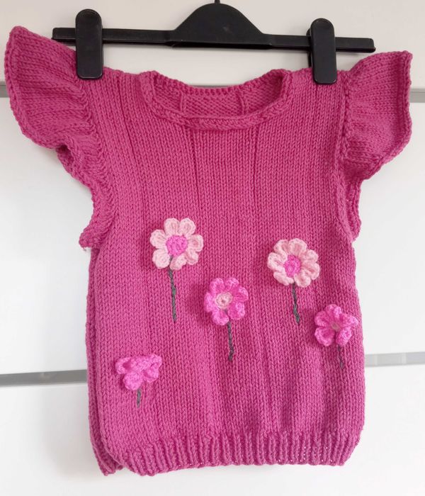 Robiony na drutach pulowerek 2-3 lata