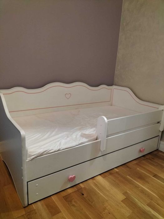 Łóżko dziecęce dla dziewczynki 144x76 białe z szufladą + materac