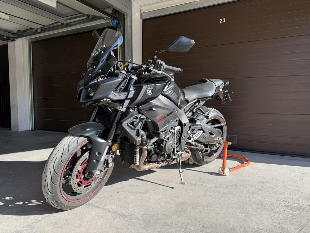 Yamaha MT-10 2016 rok Abs, kontrola trakcji, mapy silnika.