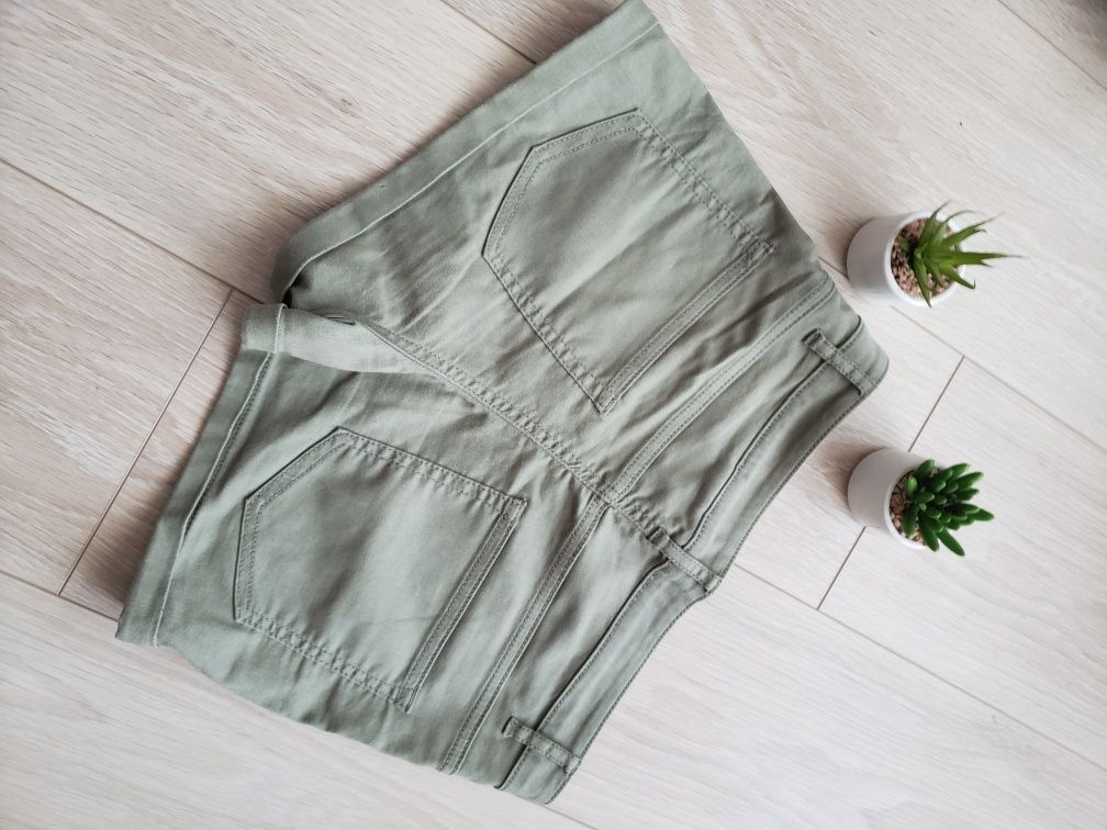 Krótkie bawełniane spodenki szorty khaki h&m Divided