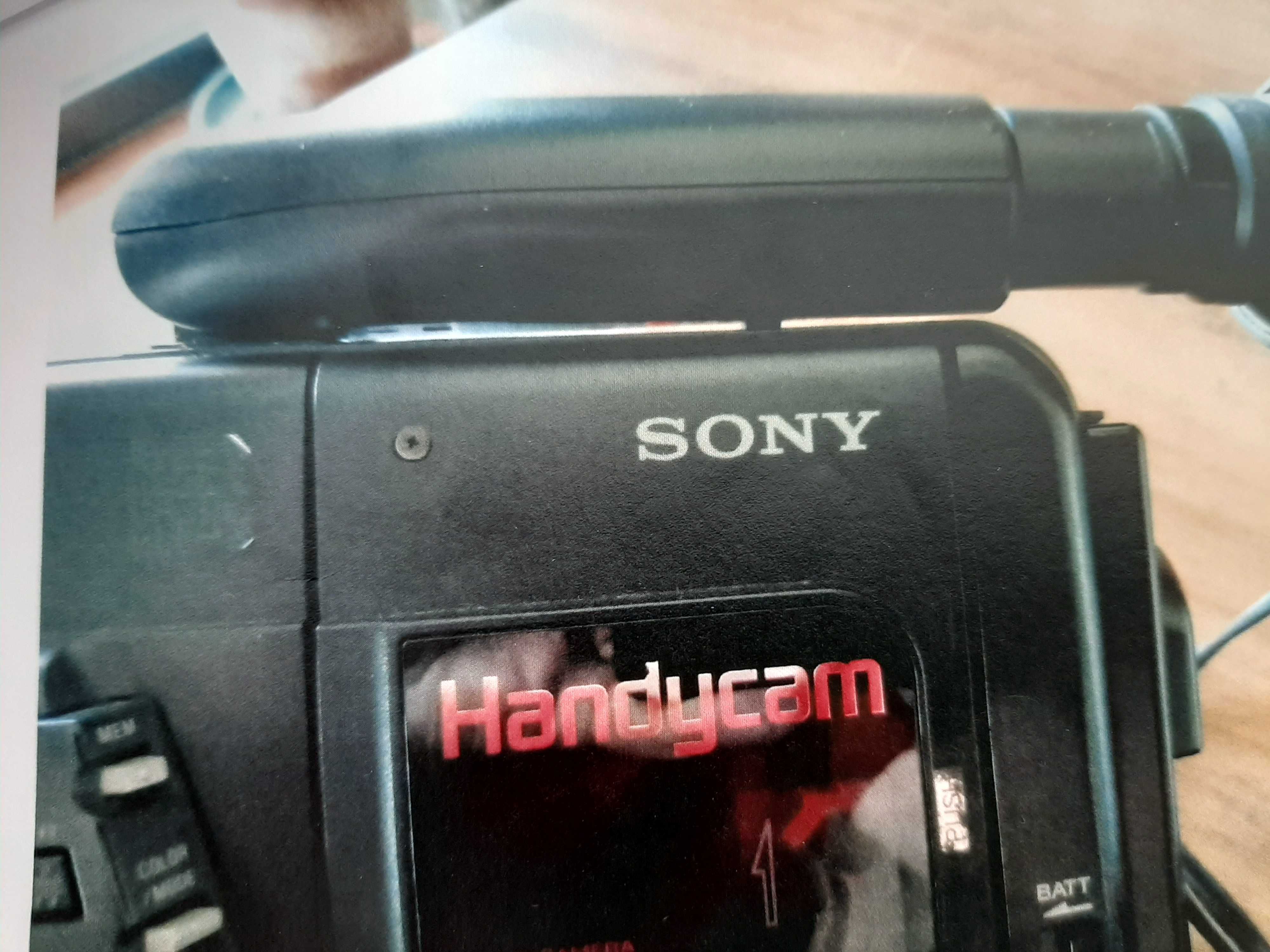 Camera Filmar Sony Handycam CCD-F335E