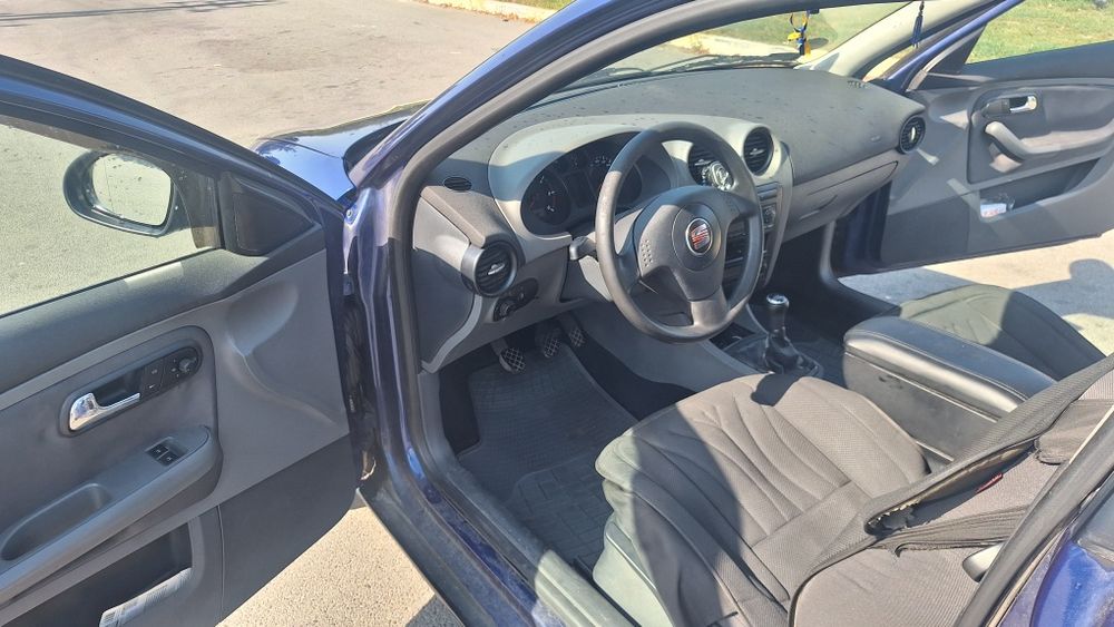 Продаю свою машинку seat Ibiza