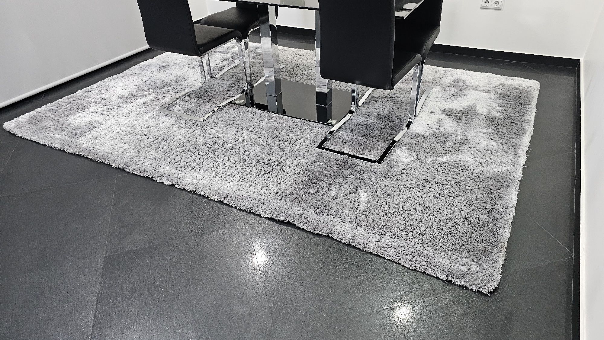 Carpete cinzenta 3m X 2,10m