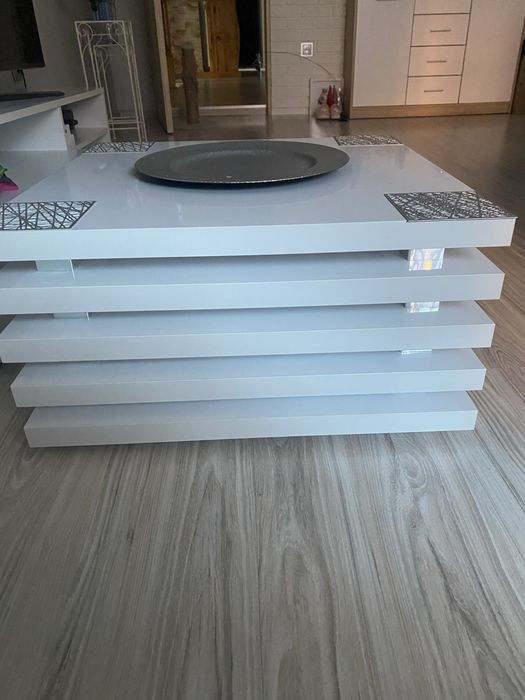 Stolik kawowy biały