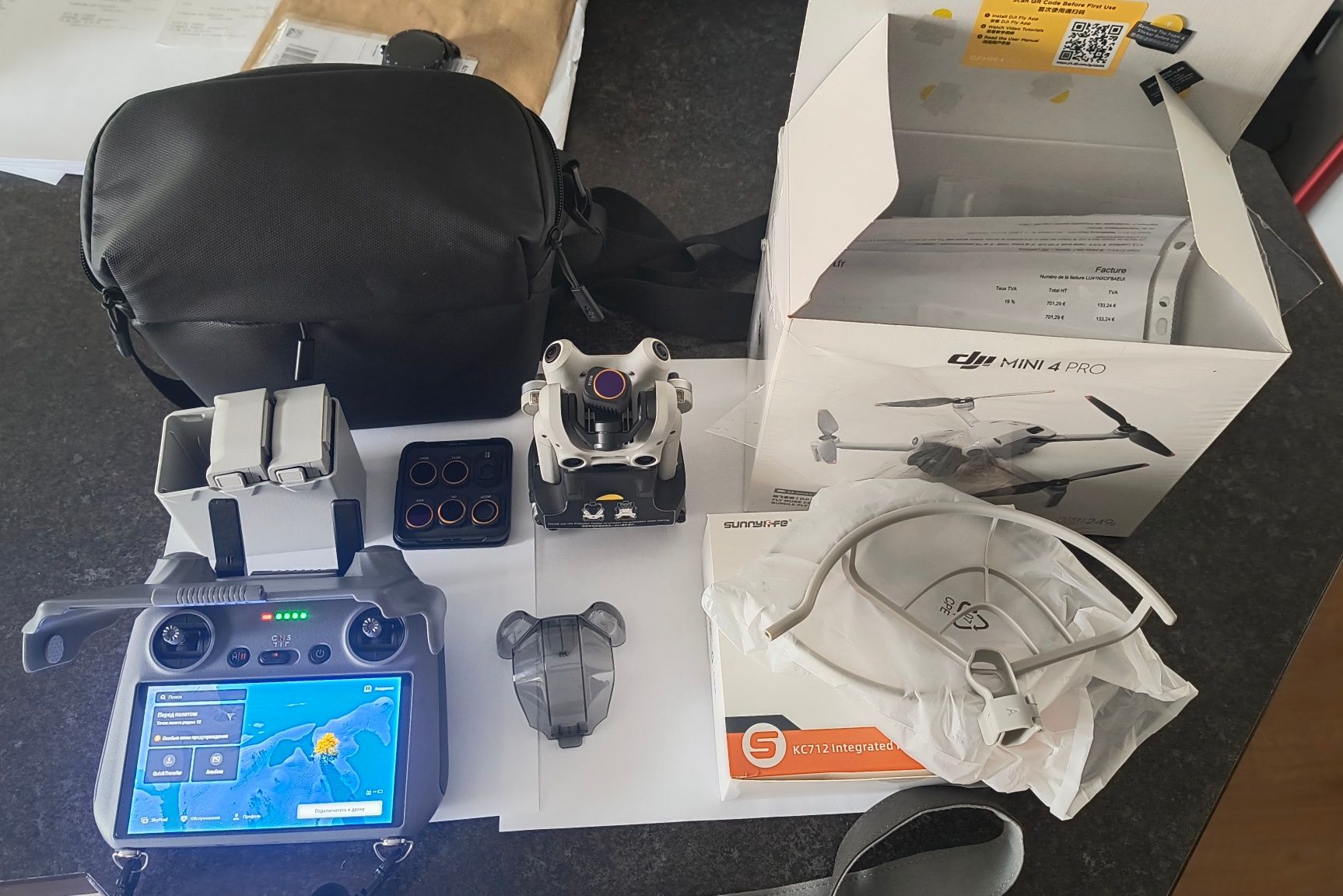 DJI mini 4 pro fly more combo idealny stan+ dodayki