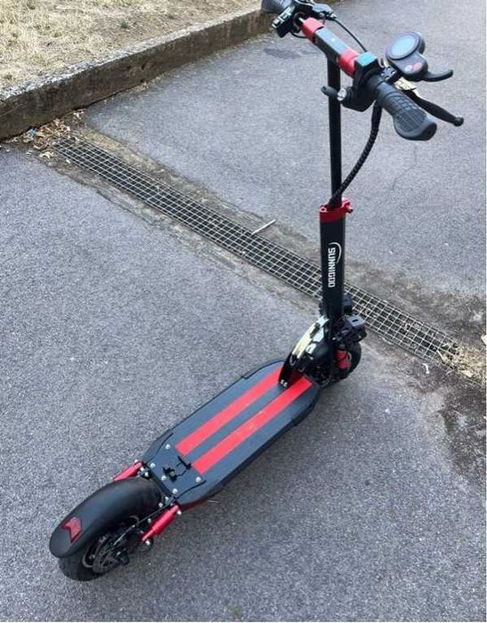 Trotinete eletrica Atinge 60 kmh Nova