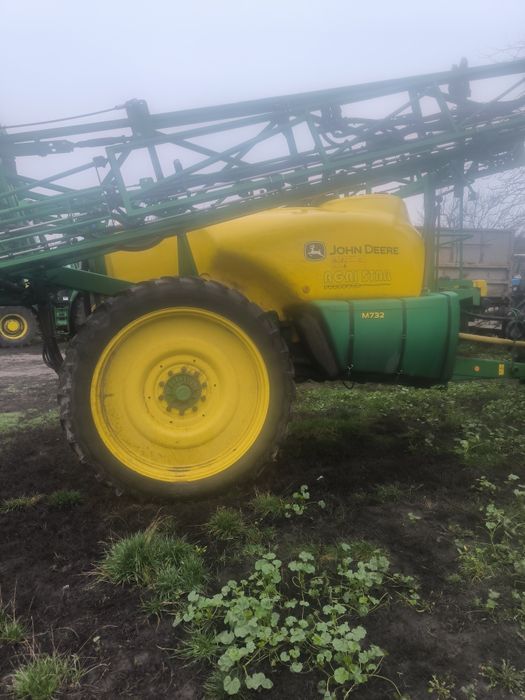 Оприскувач Джон Дір