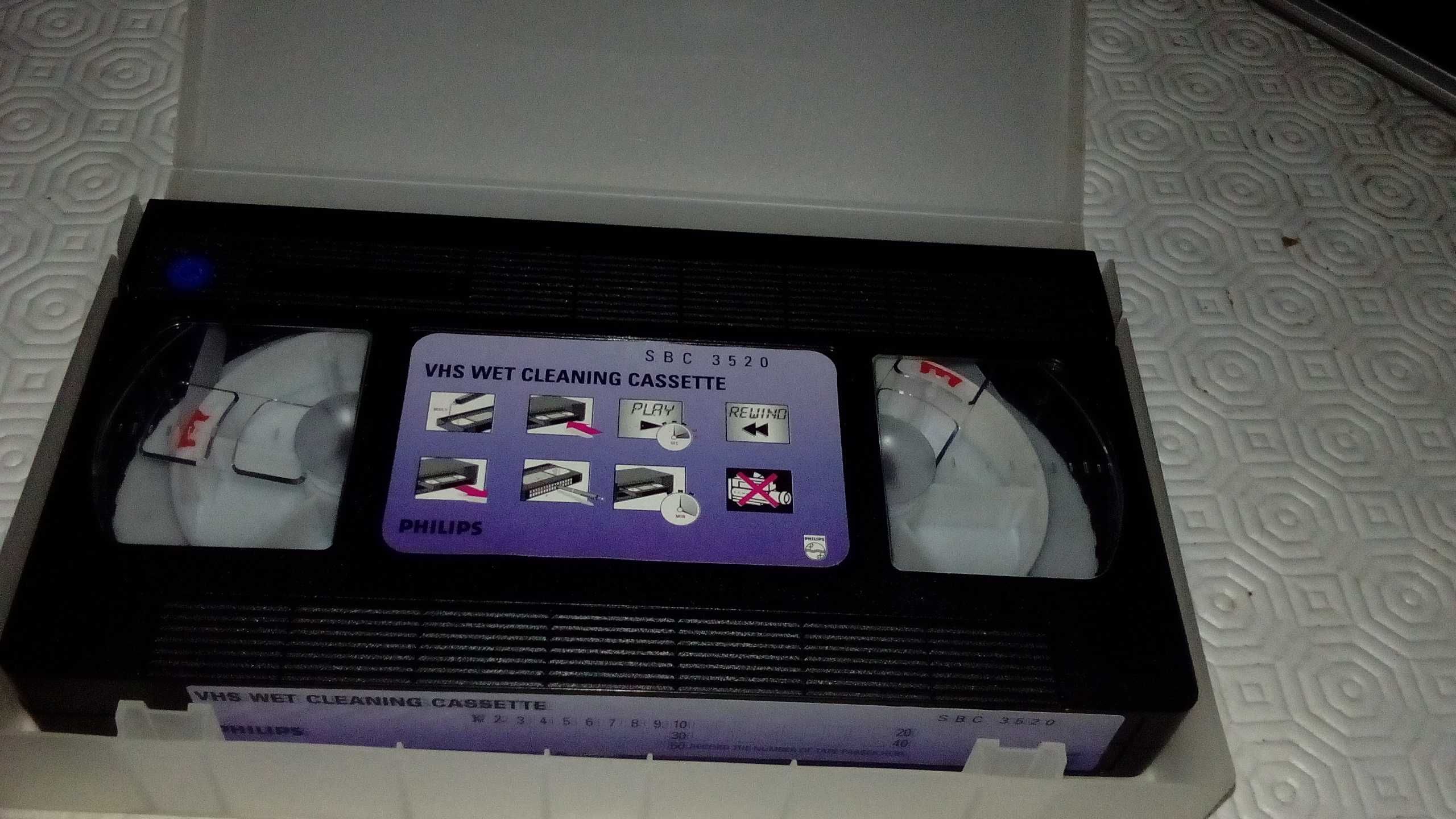 Leitor/gravador vídeo VHS Worten VM470, sem comando