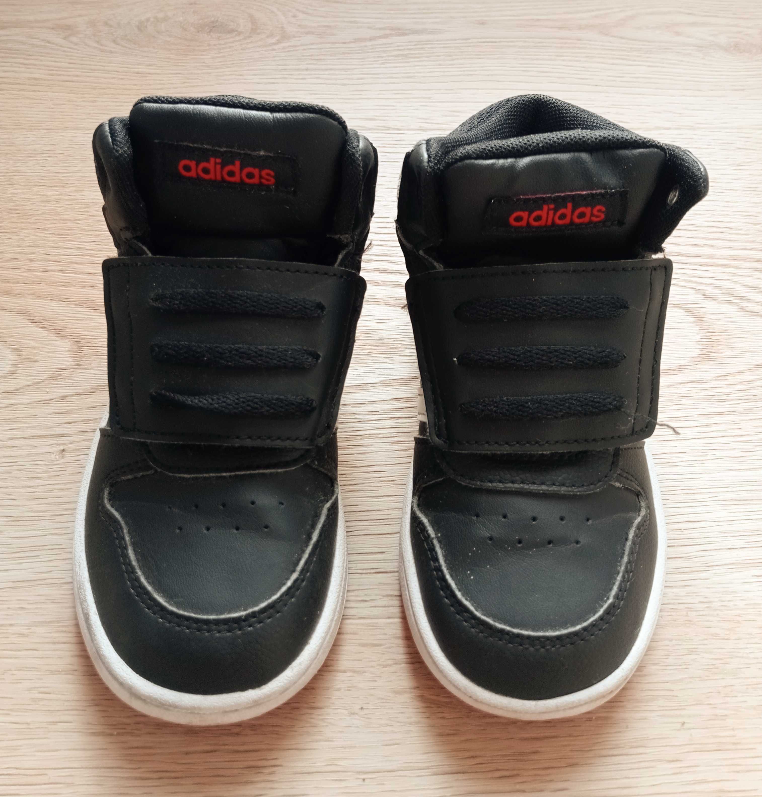 Adidasy dla chłopca