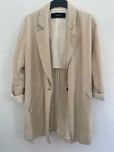 Трендовый удлиненный льняной пиджак Zara