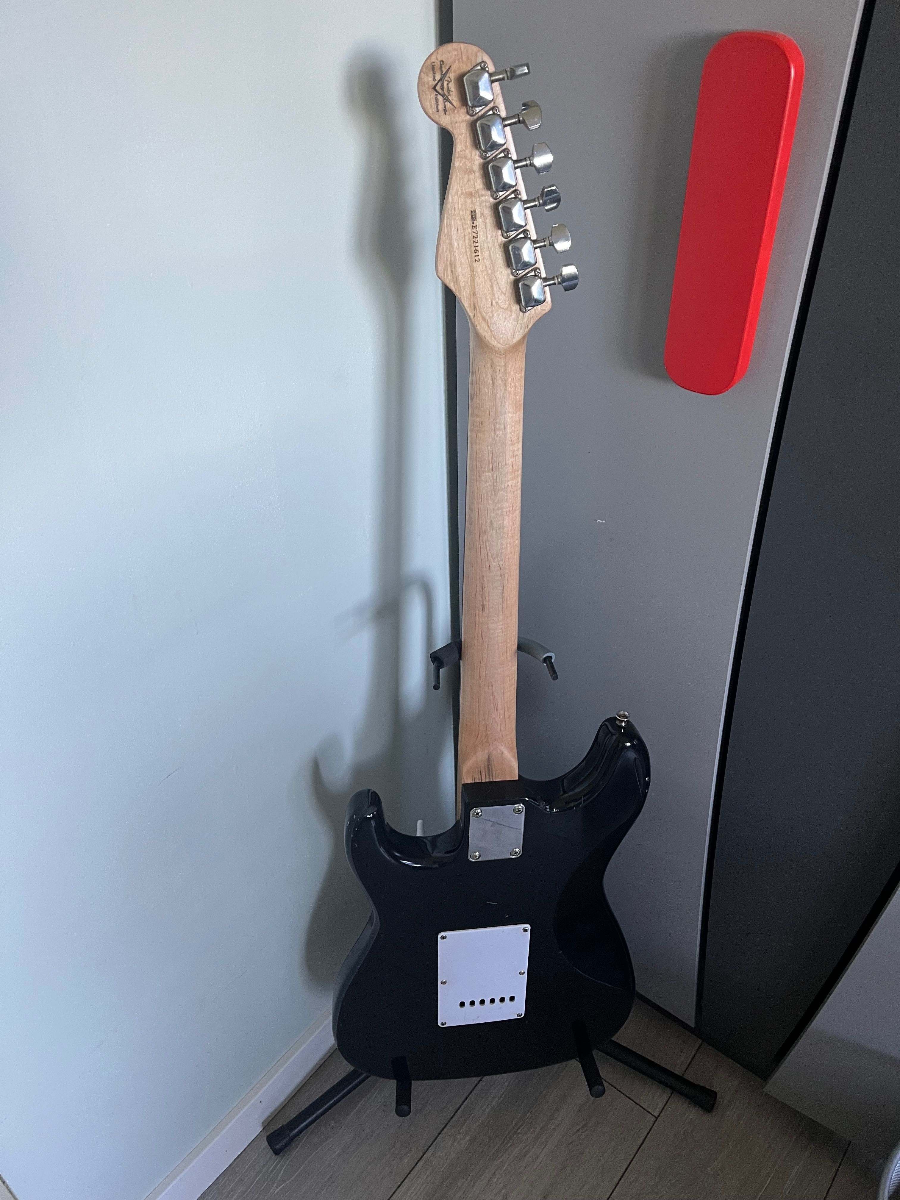 stratocaster gitara