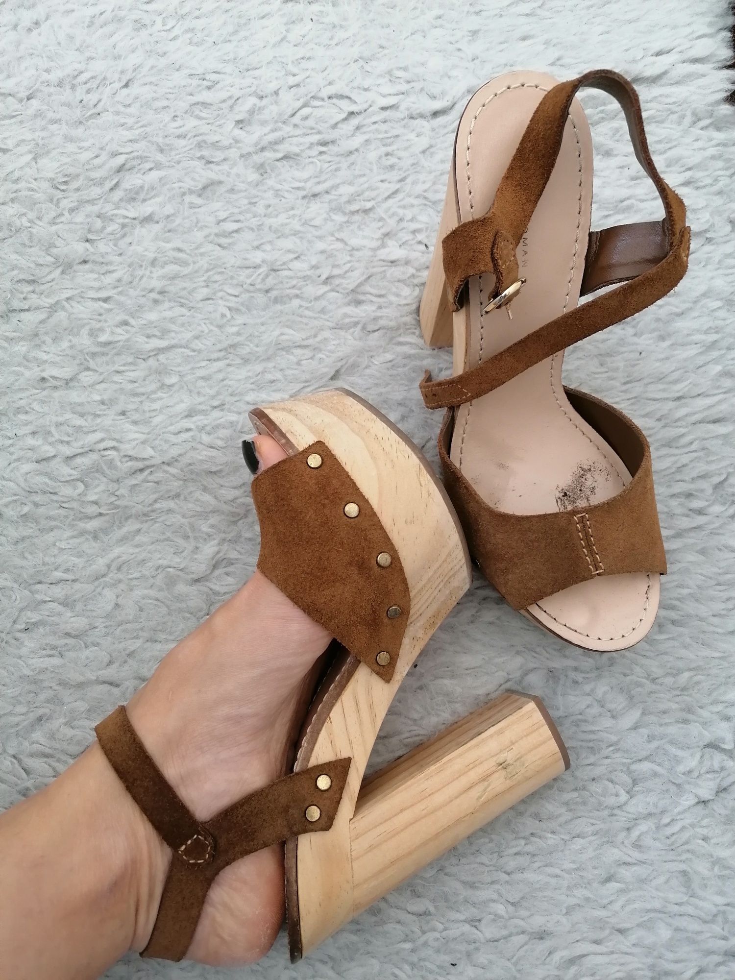 Sapatos Zara semi novos