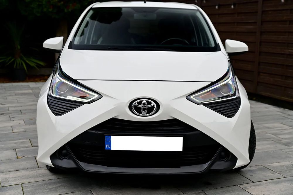 Toyota Aygo 1.0 VVT-i 72KM 5D LED Kamera tempomat Klimatyzacja 40tys km Jak nowy