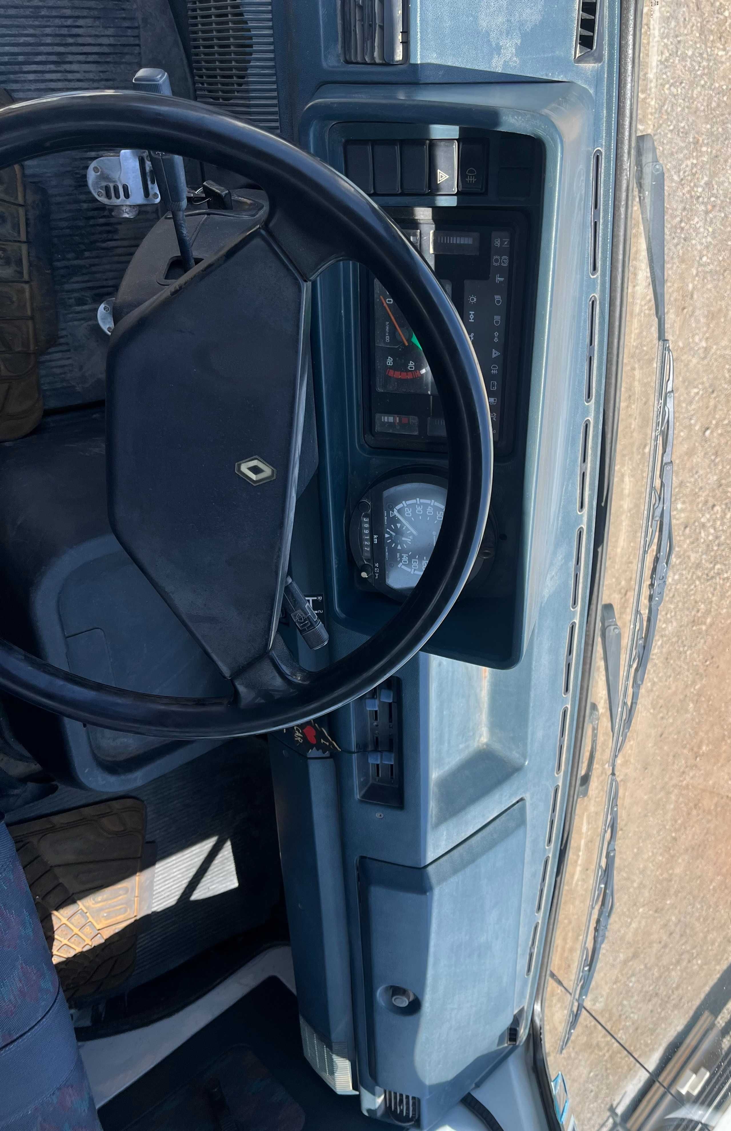 Renault Master B120