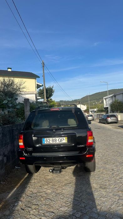 JEEP- Grand Cherokee