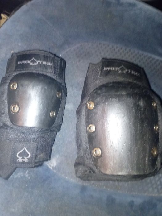 Joelheiras e cotoveleiras PROTEC Junior