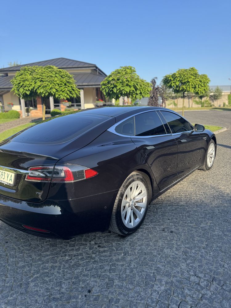Продам Tesla model S