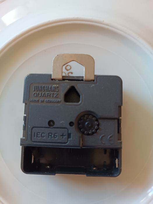 Relógio vianense a funcionar, novo