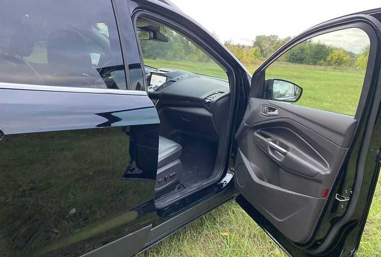 Ford Escape Titanium 2017 2.0 повний привід