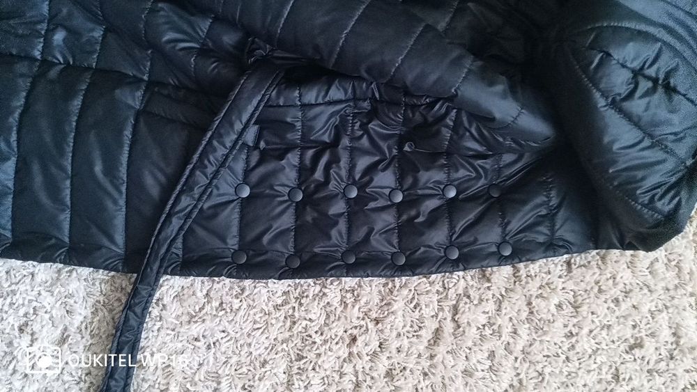 Жіноче демісезонне пальто