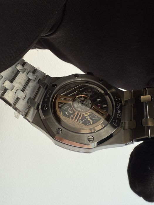 Audemars Piguet royal oak 41mm x 10.4mm cal. 4302 blue dial ref