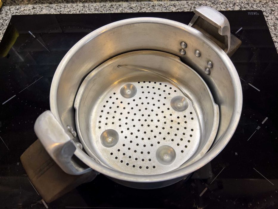 Panela de Pressão Silampos 5 litros em bom estado