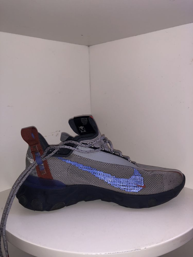 Nike react ispa(imporvise scavenge protect adapt)