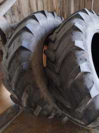 Dwie opony Michelin 20.8 R 38