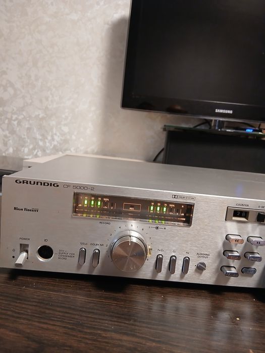 Магнифон ,, Grundig CF 5000-2"