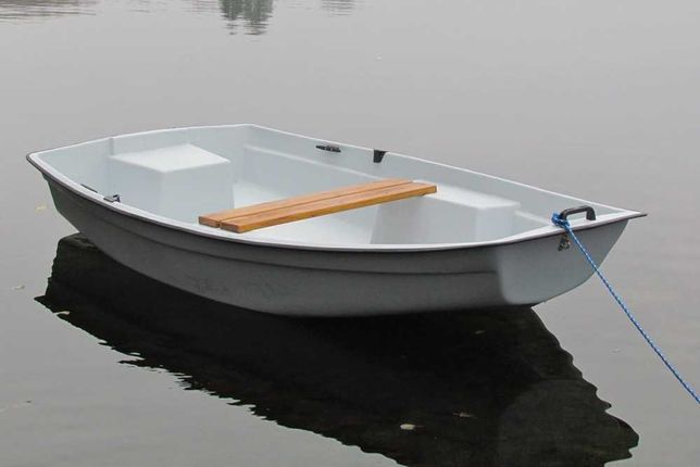 Wędkarska łódka zanętowa do wędkowania i pływania, posezonowa oferta.