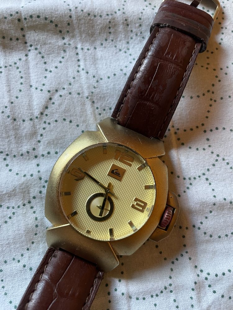 Relogio Quiksilver Foxhound