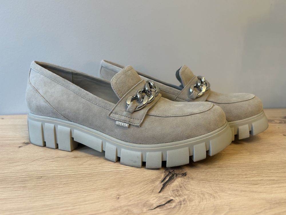 Buty skórzane damskie mokasyny lordsy pótbuty tancuch 38 Steven NY beż