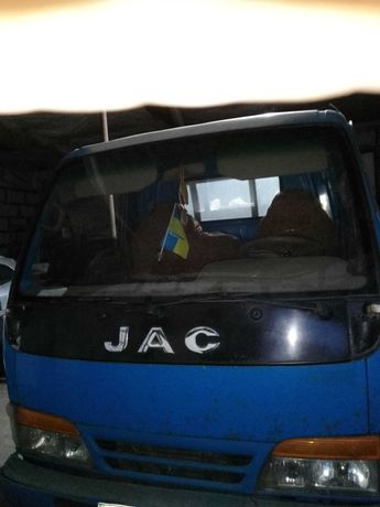 JAC,бортовий малотонажний