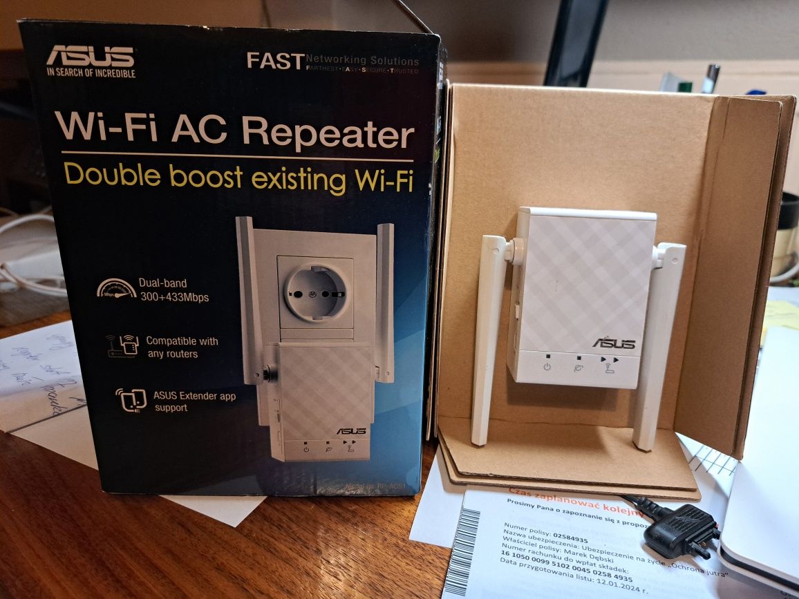 Sprzedam  repeater wi-fi Asus AC-51