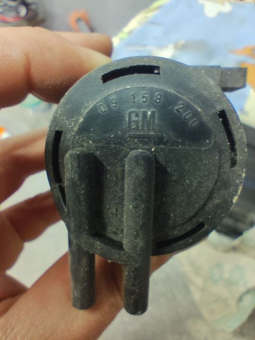 Соленоид вакуумный электромагнитный клапан opel zafira astra vectra