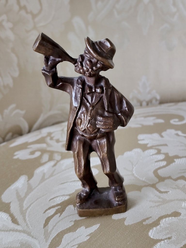 Figurka z brązu przedmiot kolekcjonerski  12 cm