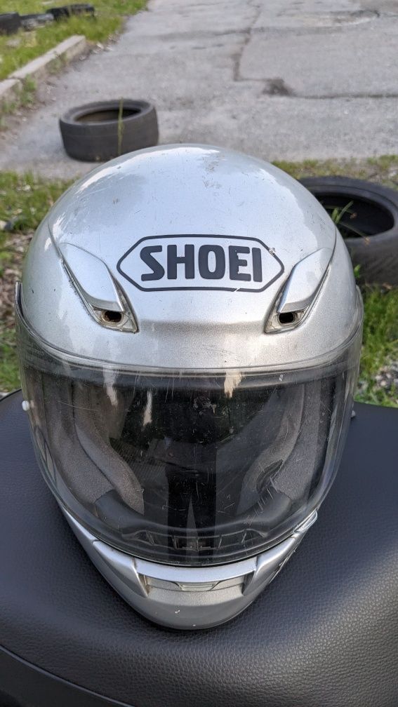 Shoei розмір м, 56-57 см