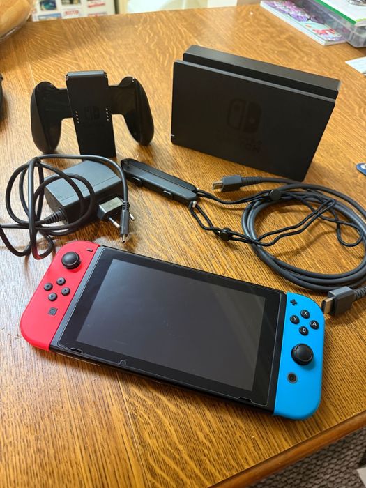 Nintendo Switch – Como nova, com caixa original