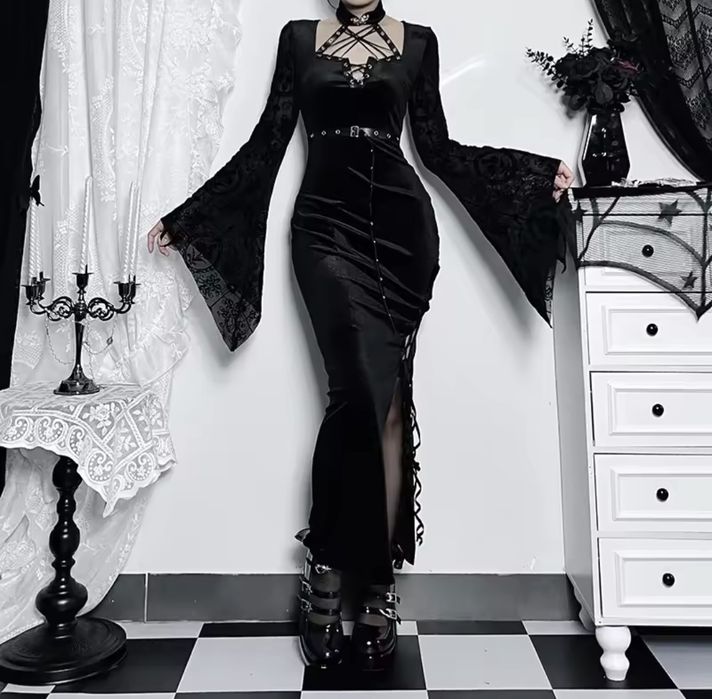 Готична сукня (велюрова)