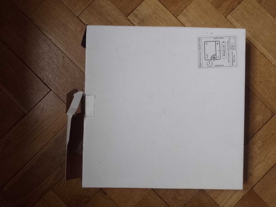 Zegar ścienny kwarcowy na ścianę Sangtai 5168